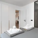 Pool Me Up! Apartment