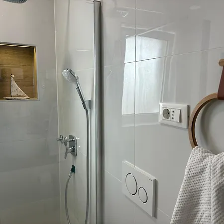Pool Me Up! Apartment *
