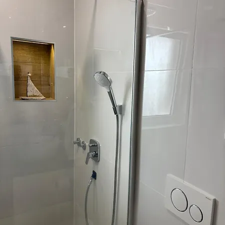 Pool Me Up! Apartamento Šibenik