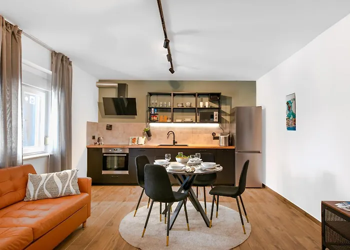 Pool Me Up! Šibenik