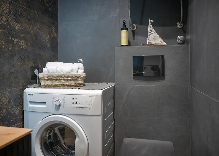 Pool Me Up! Šibenik