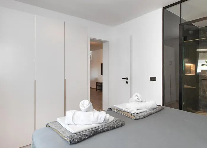 Pool Me Up! Apartman